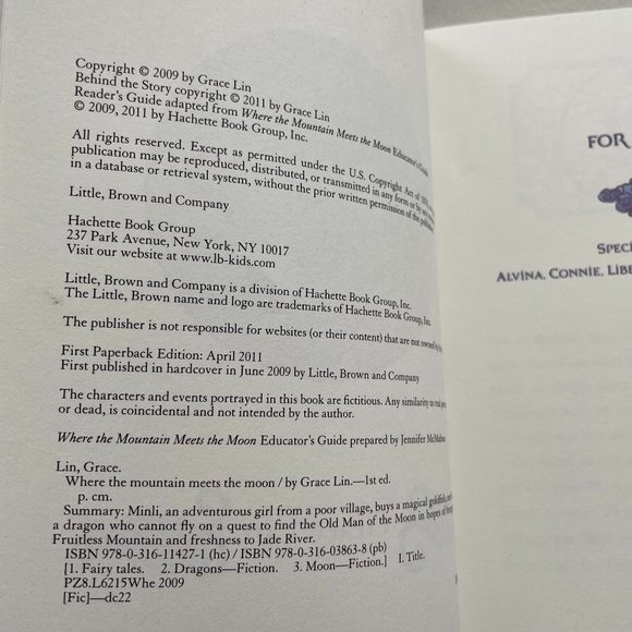 Where the Mountain Meets the Moon Youth Fiction Paperback Grace Lin 2011 - Picture 3 of 4